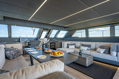 WARRIOR FLYBRIDGE
